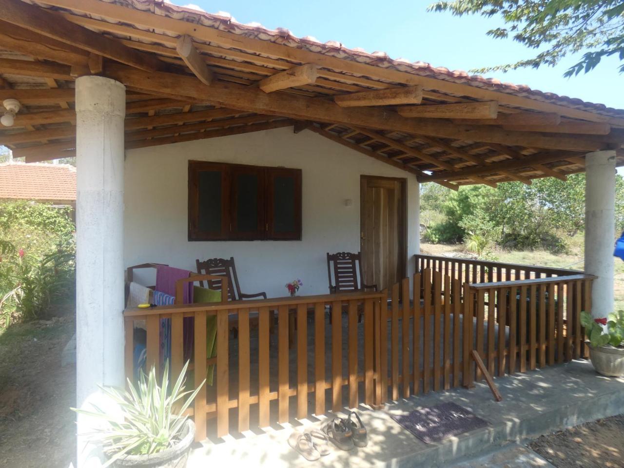 Sunshine Cafe Apartamento Tangalle Exterior foto